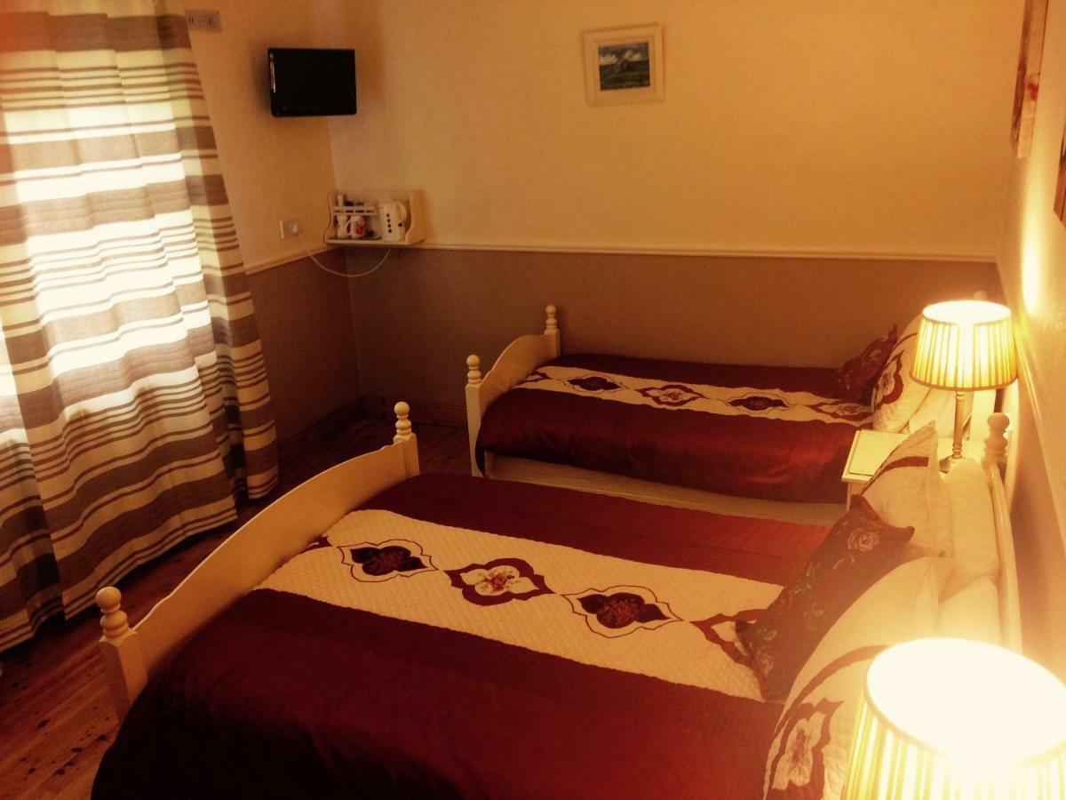 Clai Ban Bed & Breakfast Kilronan  Bagian luar foto
